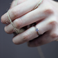 Vilma White sofistikovaný zásnubní prsten z bílého zlata