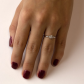 Hestia White klasický zásnubní prsten v dokonalém provedení