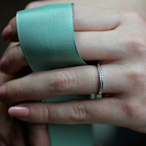 Sofie White - zásnubní prsten z bílého zlata
