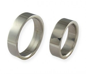 Shiny ring - prsten z chirurgické oceli
