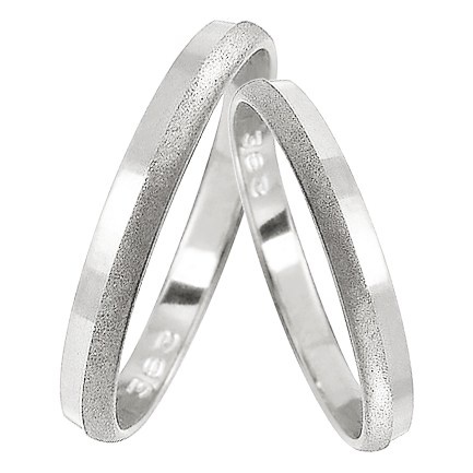 Petronilla White - snubní prsteny zdobené pískováním