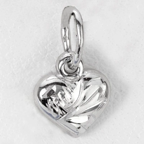 Eliška - drobný přívěšek srdíčka ze stříbra