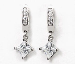 Mia náušnice se zirkony